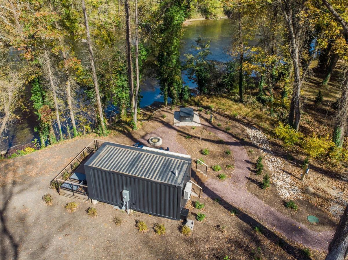 Riverside Tiny Cabin W Hot Tub, Fire Pit, & Kayaks Rileyville Exterior foto