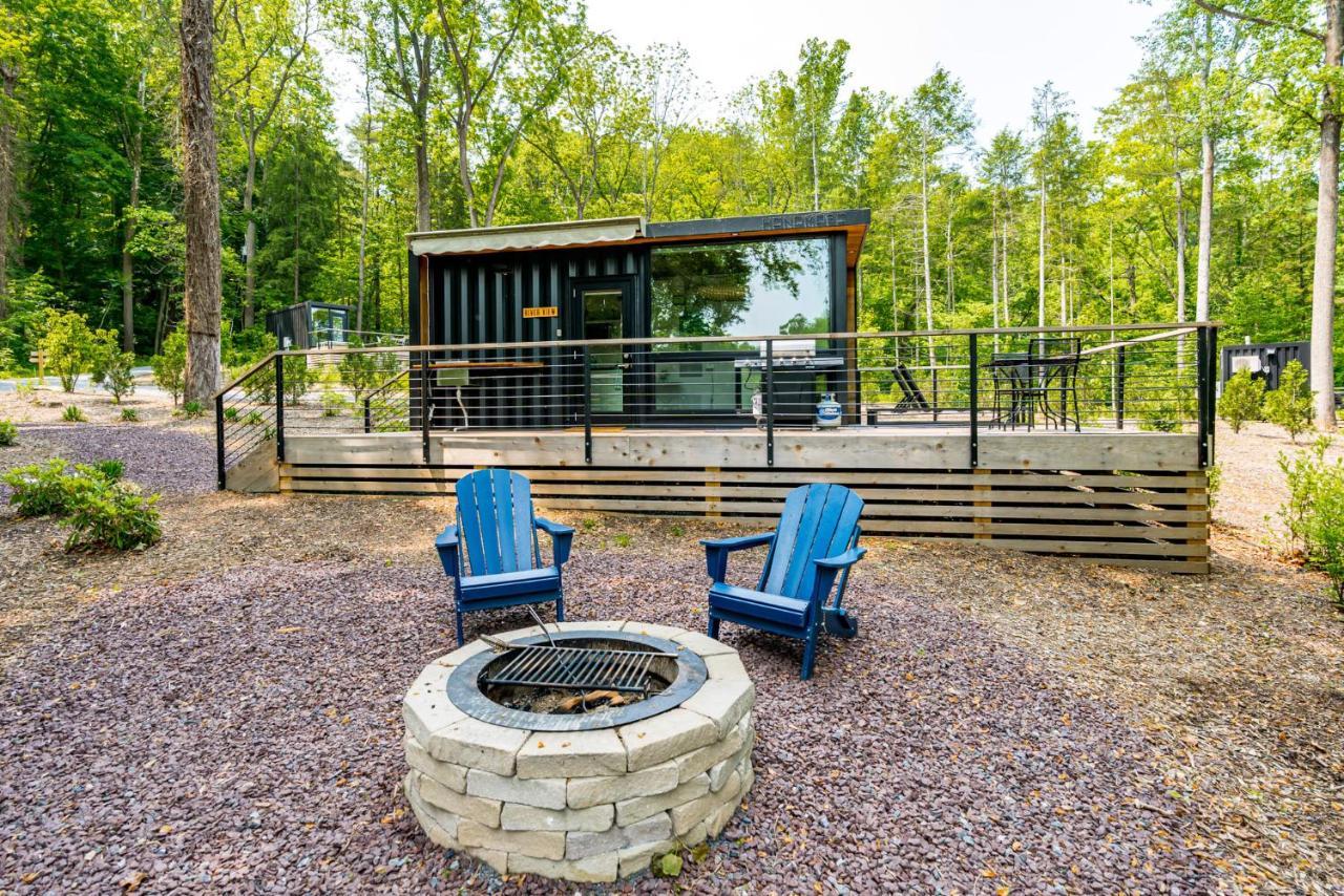 Riverside Tiny Cabin W Hot Tub, Fire Pit, & Kayaks Rileyville Exterior foto